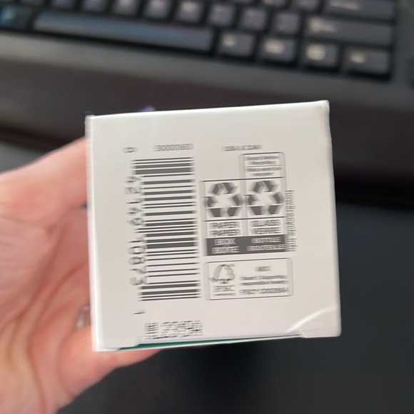 Reflect Effect Overnight Resurfacing Body Peel - Picture 2 of 4